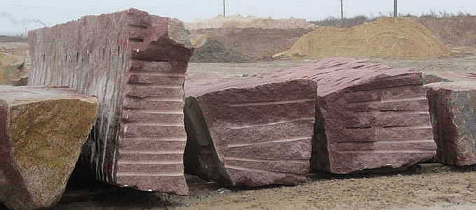 granite_slabs_tiles_maple_red_13