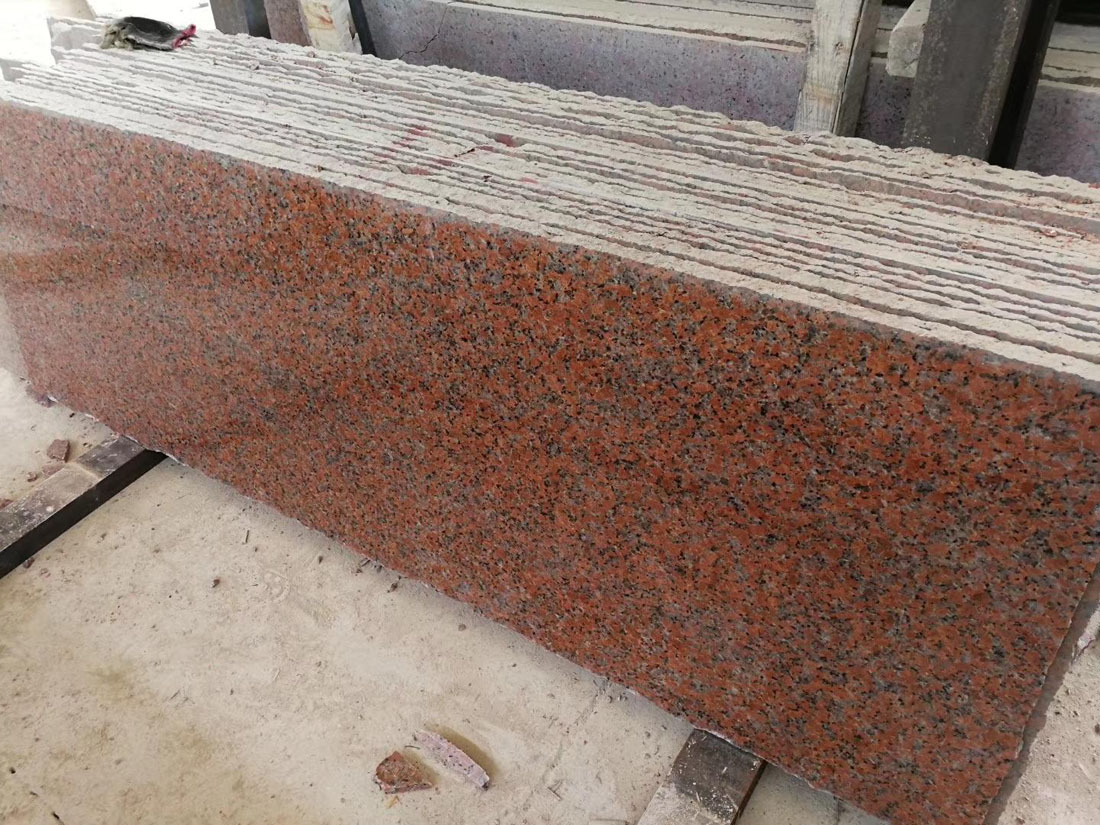 granite_slabs_tiles_maple_red_6